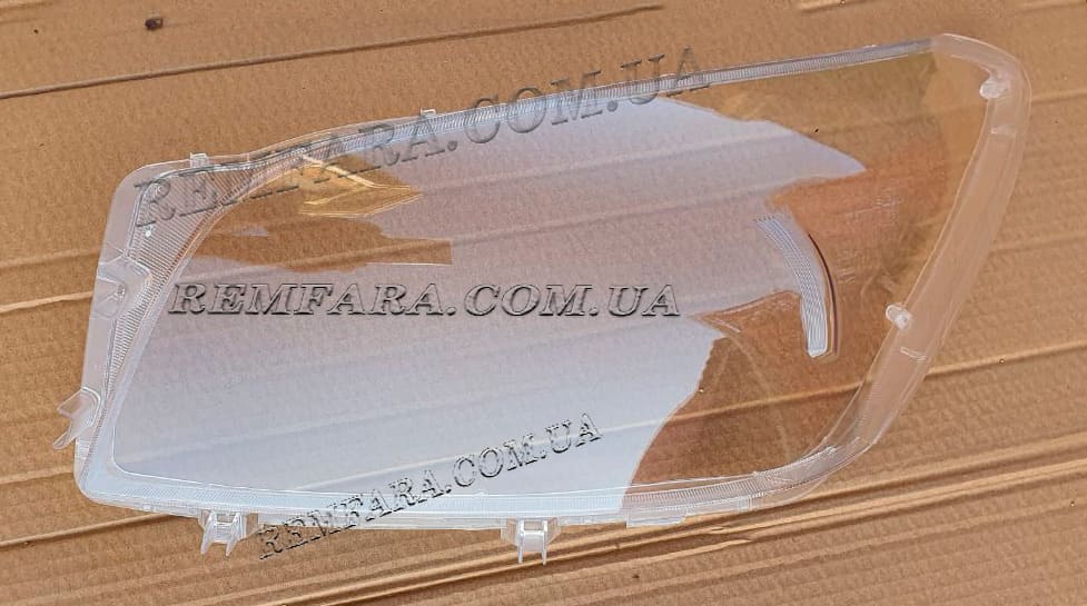 Стекло фары Toyota RAV4 3 2005-2007