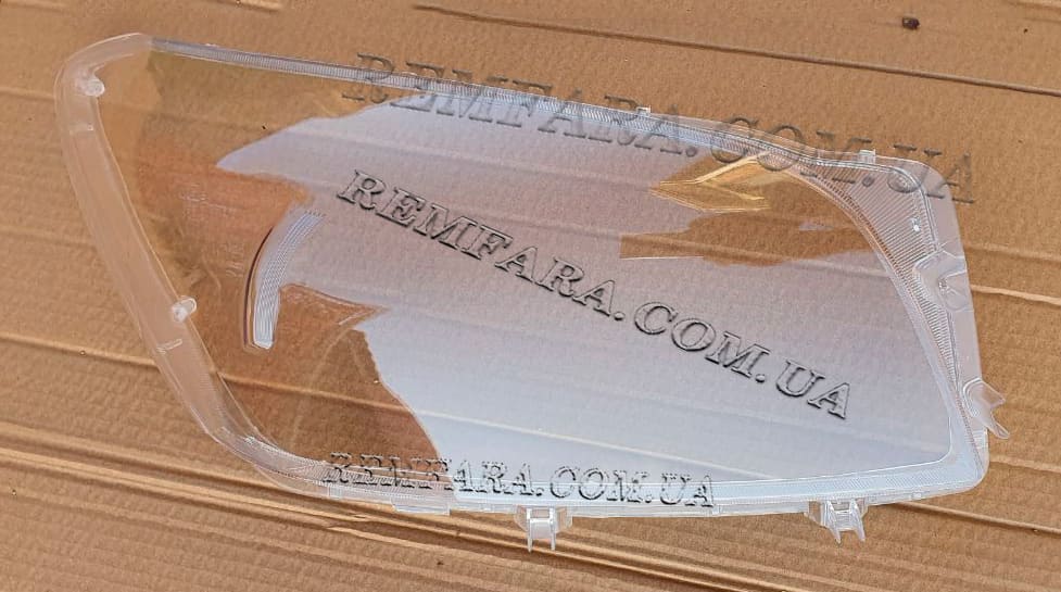 Стекло фары Toyota RAV4 3 2005-2007