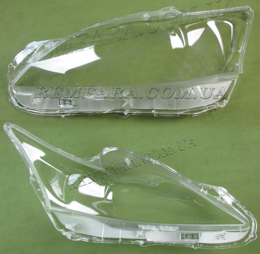 Стекло фары Lexus CT200h 2010-2020 Remfara