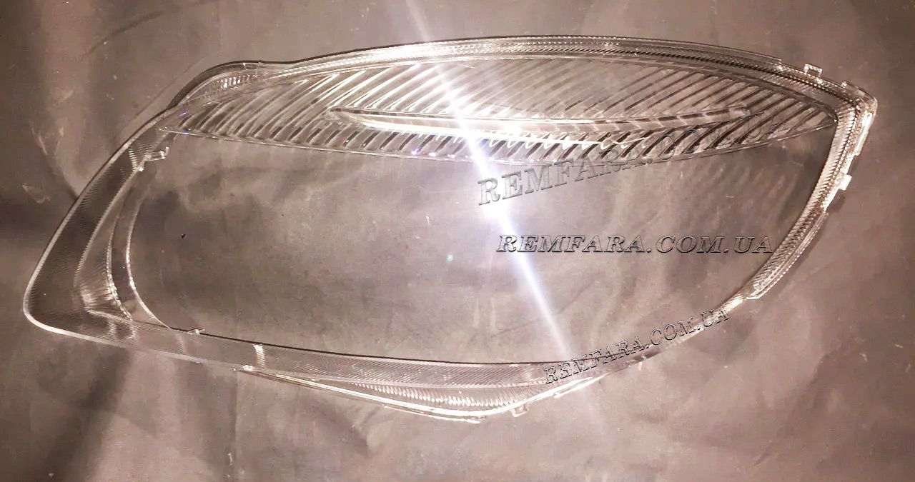 стекло фары Skoda Fabia 2 2007-2010 Дорестайл Remfara