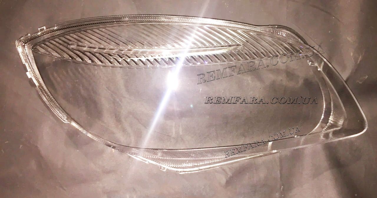 стекло фары Skoda Fabia 2 2007-2010 Дорестайл Remfara