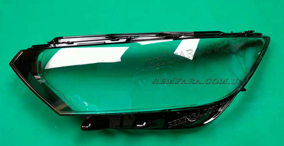 стекло фары Volkswagen Passat B8 Euro 2016-н.в. Remfara