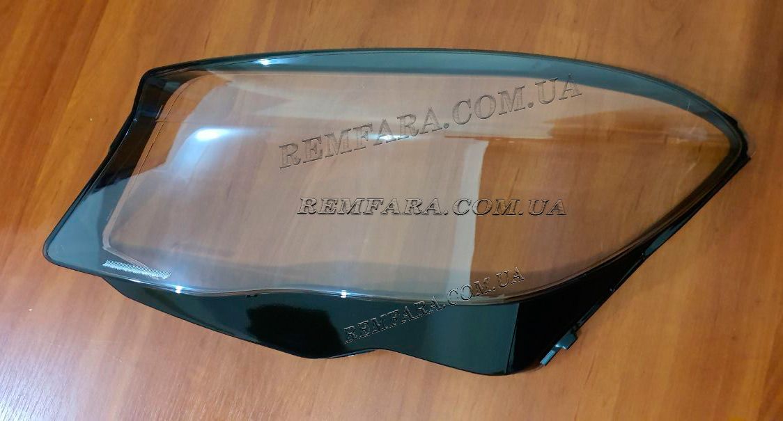 стекло фары Mercedes GLA-class X156 2014-2017 Remfara