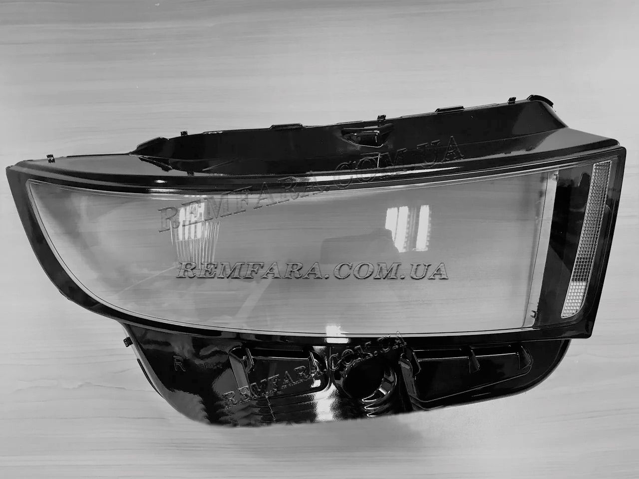 стекла фары Ford Edge 2 (CD4) 2014-2018 Remfara