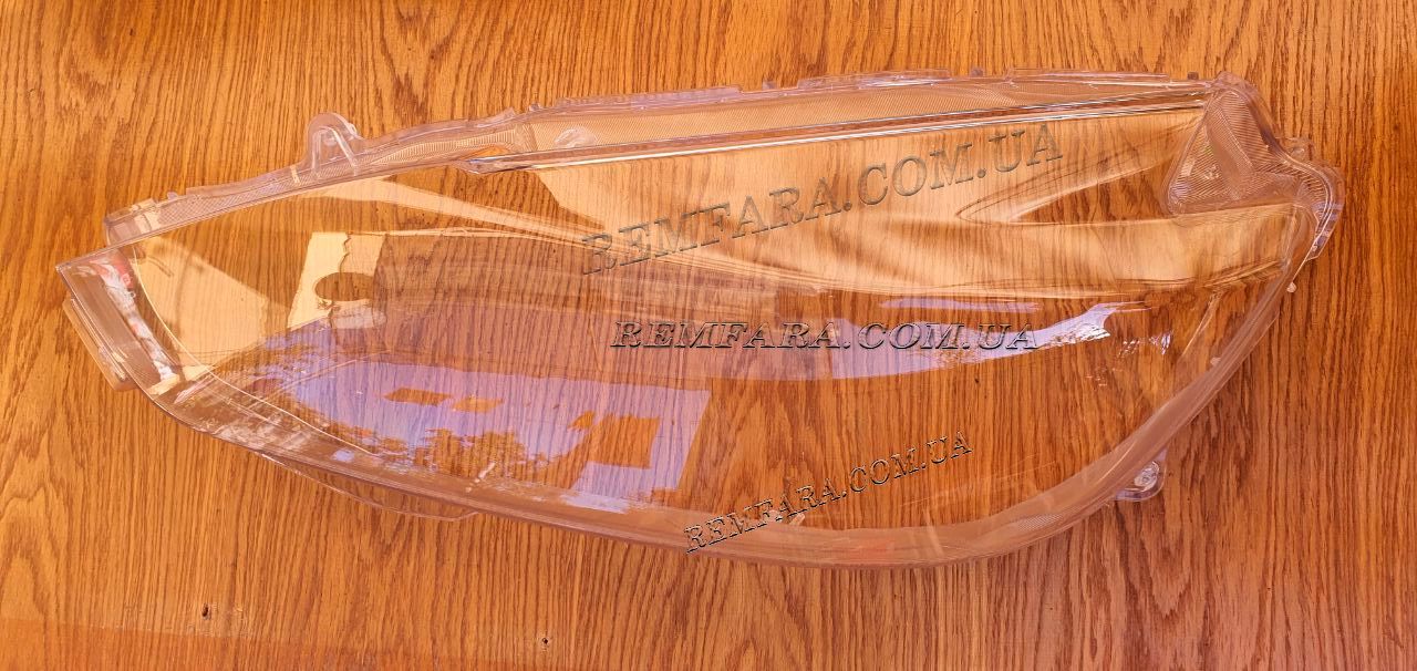 стекло фары Nissan Sentra B17 2016-2019