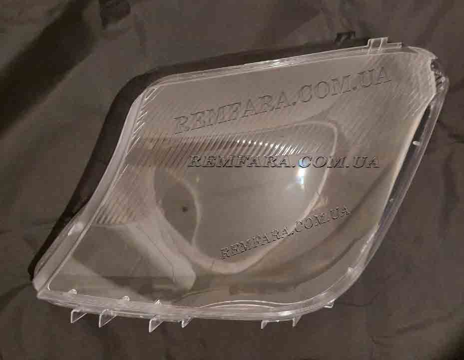 Стекло фары Mercedes Sprinter W906 2013-2018 Рестайл