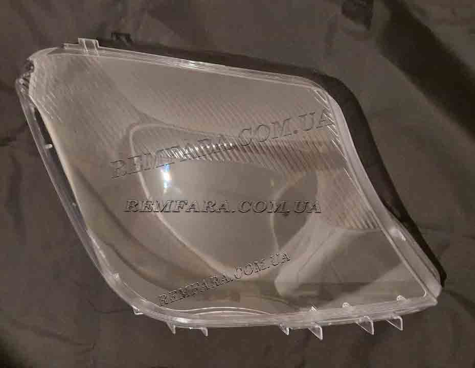 Стекло фары Mercedes Sprinter W906 2013-2018 Рестайл