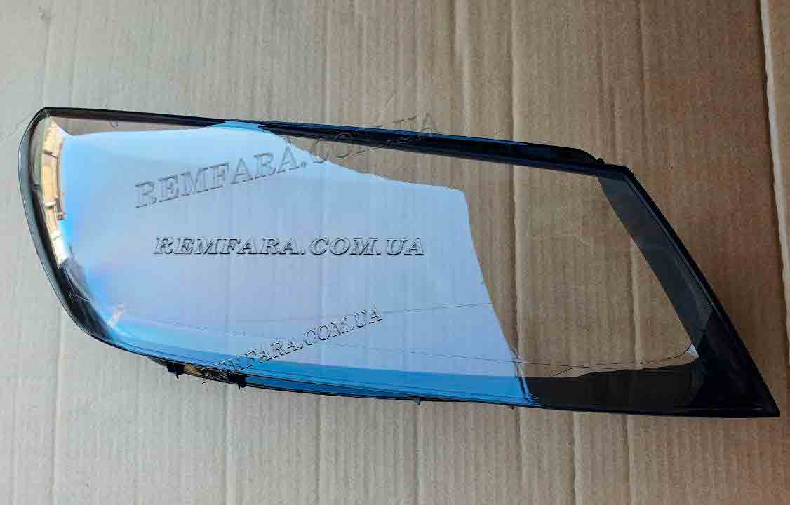 Стекло фары Volkswagen Touareg 2014-2018