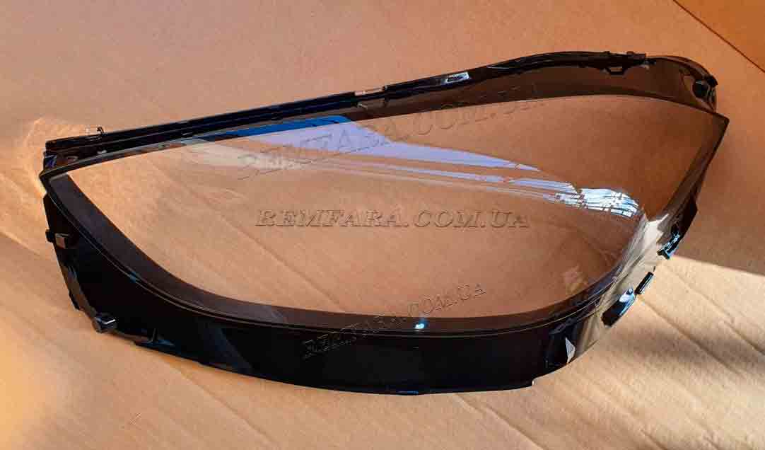 скло фари Mercedes C-Class W206