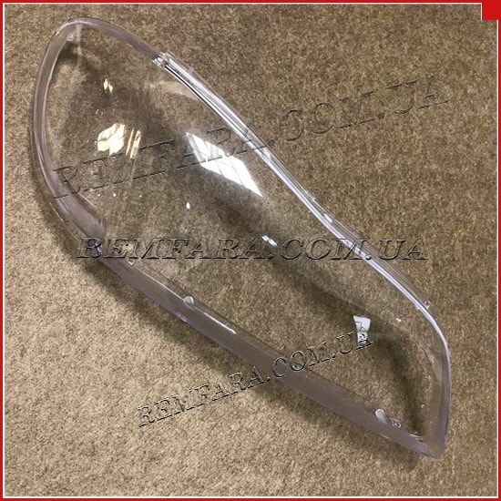 Remfara Стекло фары Nissan Maxima QX (A33)