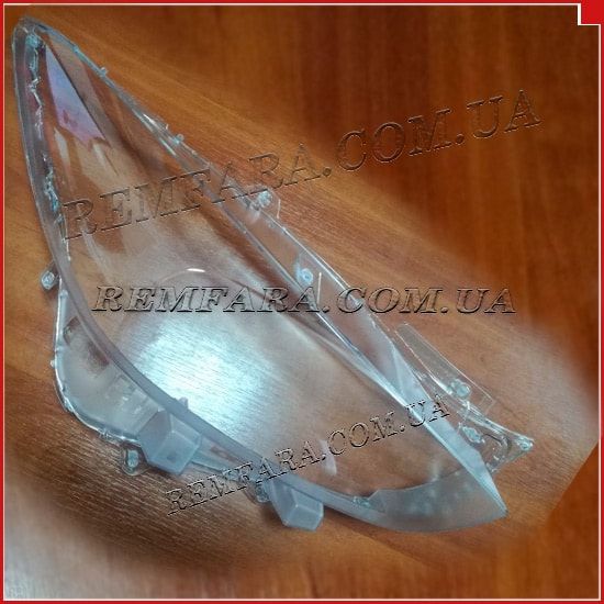 Remfara Стекло фары Mazda 3 BM (2017-н.в.)